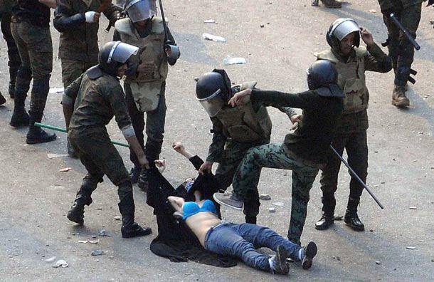 Η εξέγερση της πλατείας Ταχρίρ δεν τελείωσε…